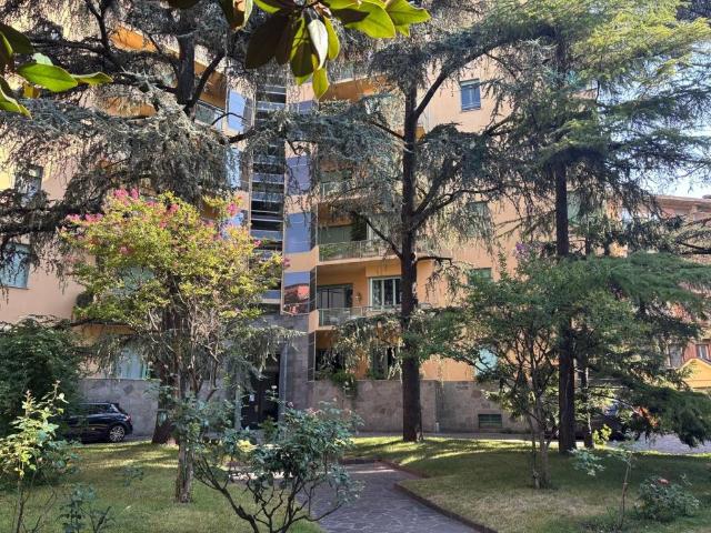 Appartamento in vendita a Parma PR