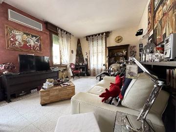 Appartamento in vendita a Parma PR