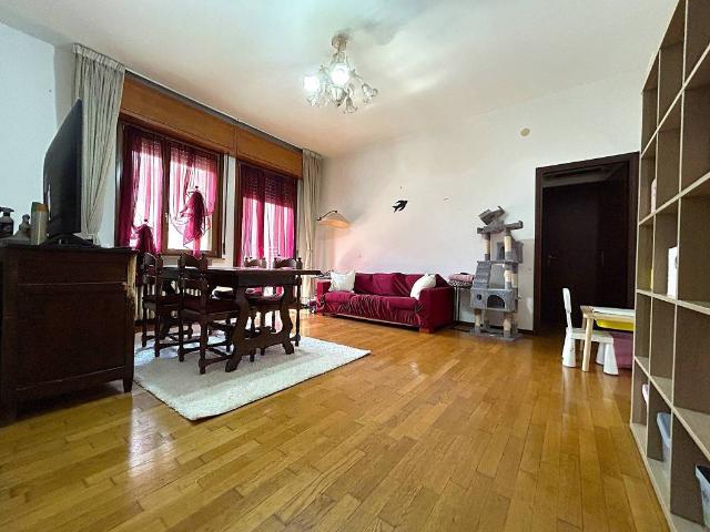 Appartamento in vendita a Parma PR