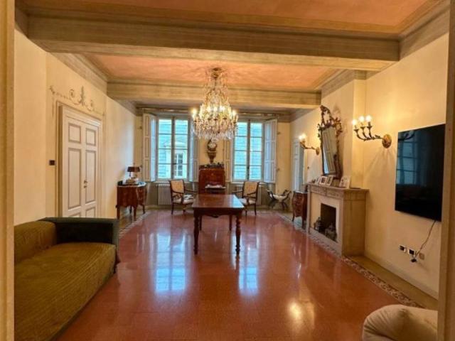 Appartamento in vendita a Parma PR