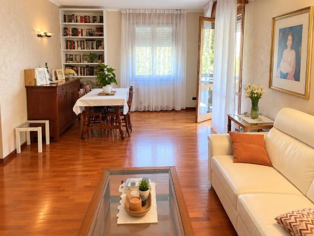 Appartamento in vendita a Parma PR