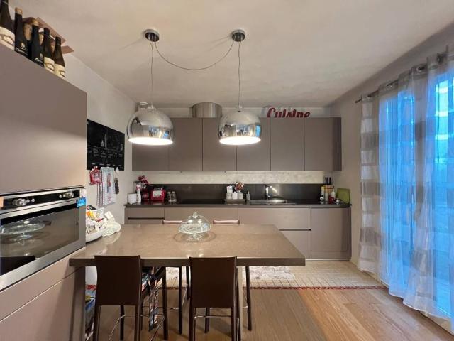 Appartamento in vendita a Parma PR