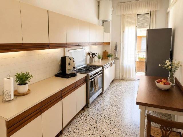 Appartamento in vendita a Parma PR