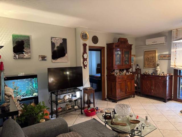 Appartamento in vendita a Parma PR