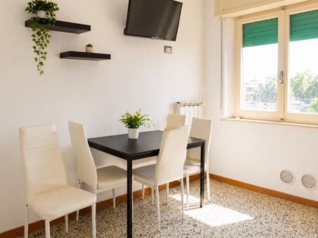 Appartamento in vendita a Parma via buffolara
