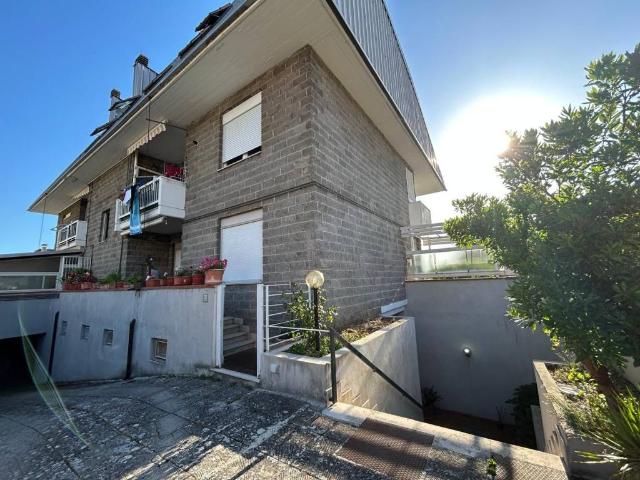 Appartamento in vendita a Parolise AV