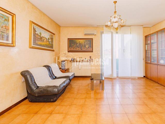Appartamento in vendita a Parona