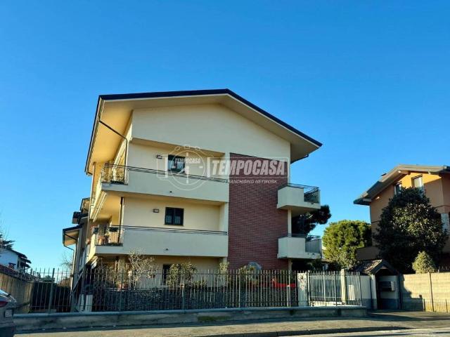 Appartamento in vendita a Parabiago MI