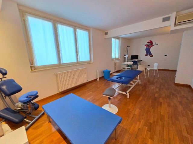 Appartamento in vendita a Parabiago MI
