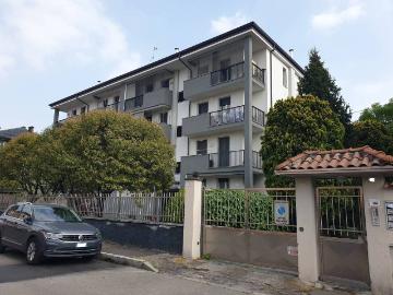 Appartamento in vendita a Parabiago MI