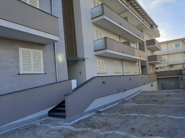Appartamento in vendita a Parete CE