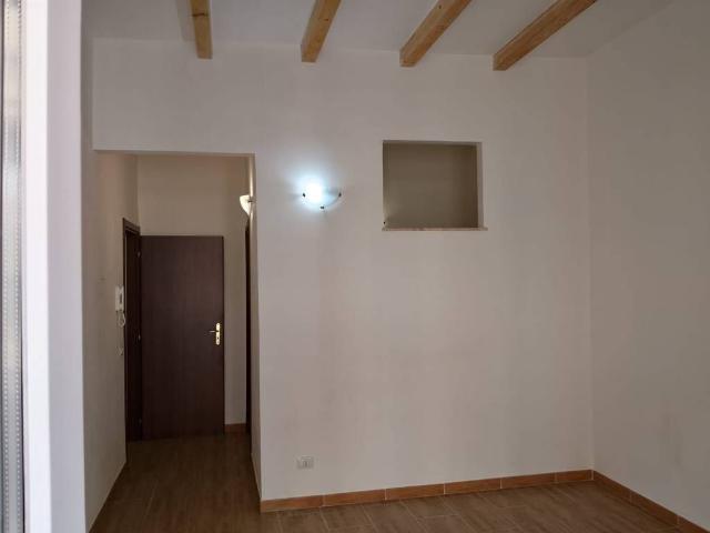Appartamento in vendita a Partinico PA
