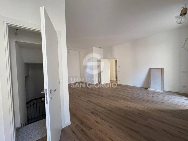 Appartamento in vendita a Pavia PV