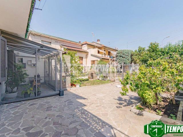 Appartamento in vendita a Pavia PV
