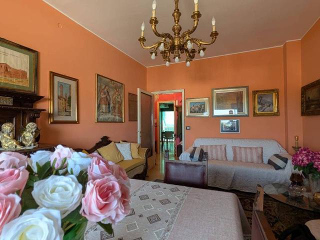 Appartamento in vendita a Pavia PV
