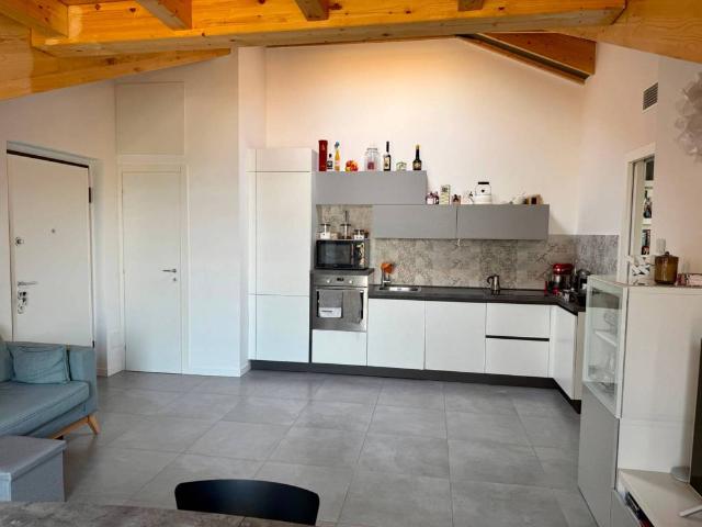 Appartamento in vendita a Pavia PV