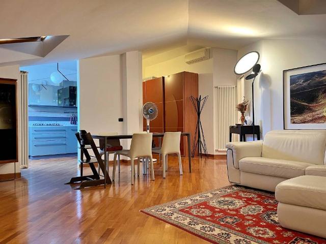 Appartamento in vendita a Pavia PV