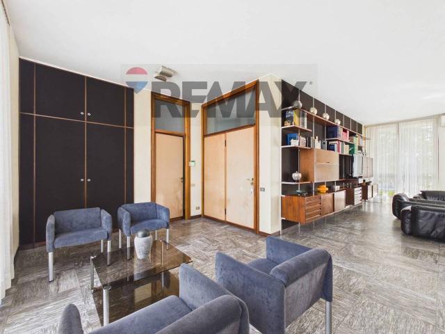 Appartamento in vendita a Pavia