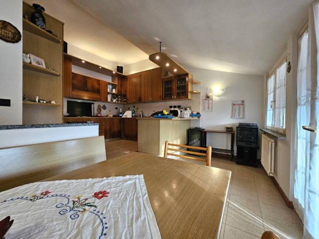 Appartamento in vendita a Peia BG