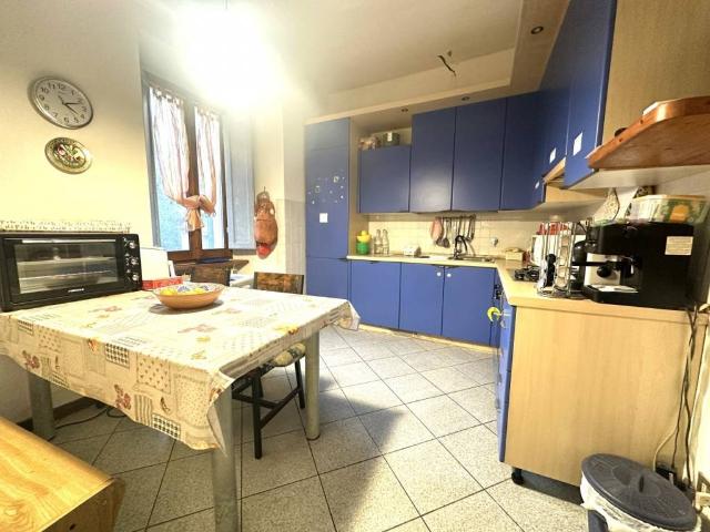 Appartamento in vendita a Pelago FI