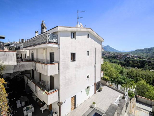 Appartamento in vendita a Pellezzano SA