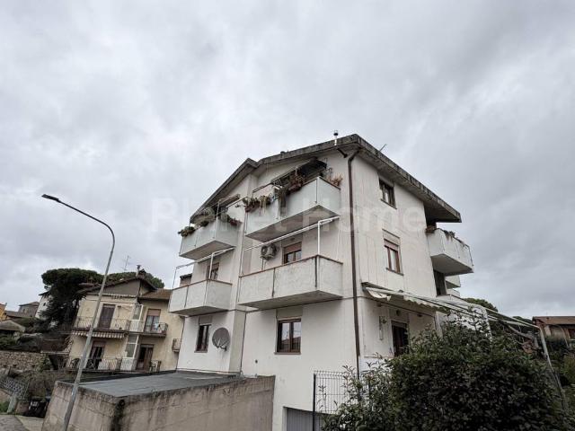Appartamento in vendita a Penna in Teverina TR