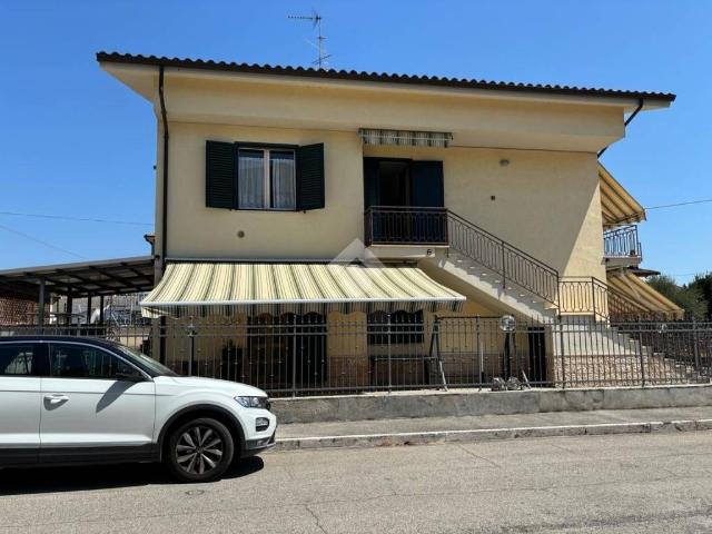 Appartamento in vendita a Penna Sant'Andrea TE