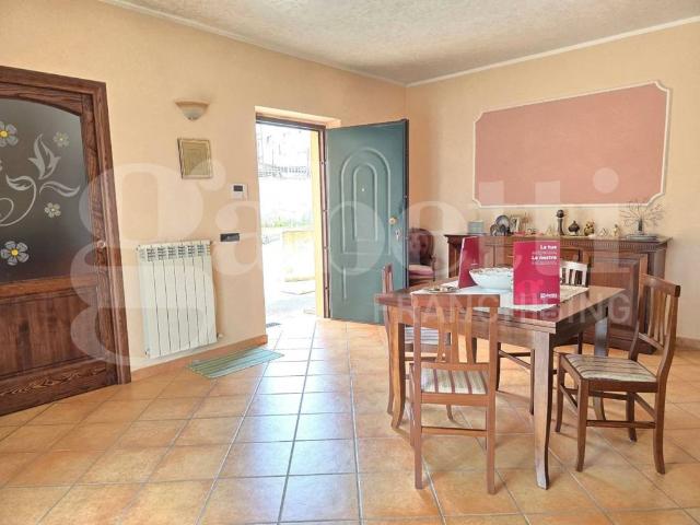 Appartamento in vendita a Pentone CZ