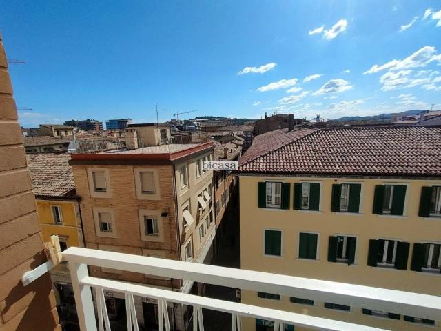 Appartamento in vendita a Pesaro PU