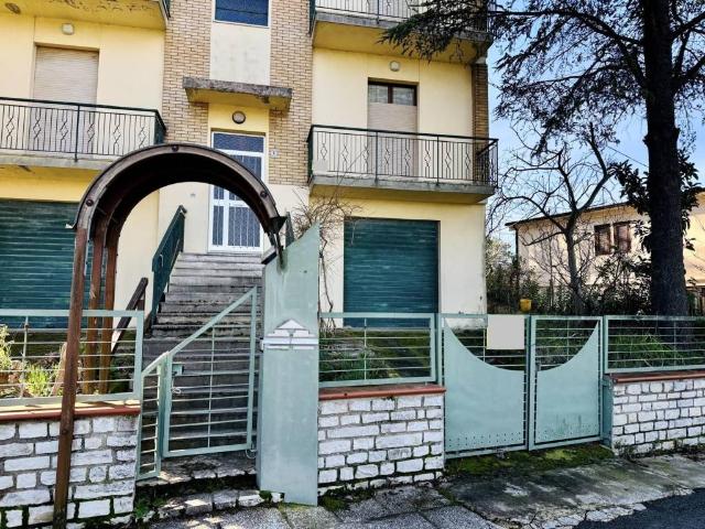 Appartamento in vendita a Pesaro PU