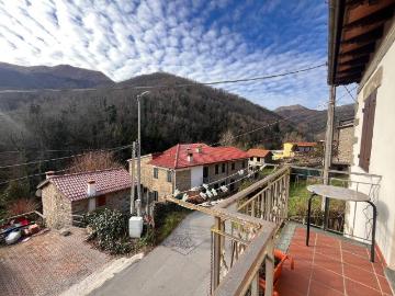 Appartamento in vendita a Pescaglia LU