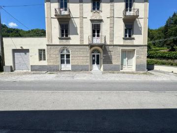 Appartamento in vendita a Pescaglia LU