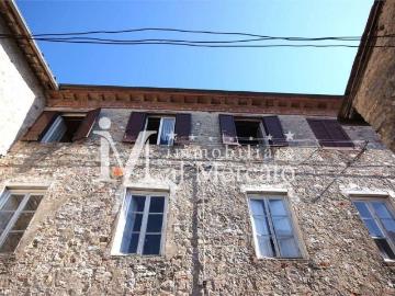 Appartamento in vendita a Pescaglia LU