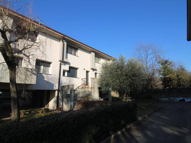 Appartamento in vendita a Pescantina VR