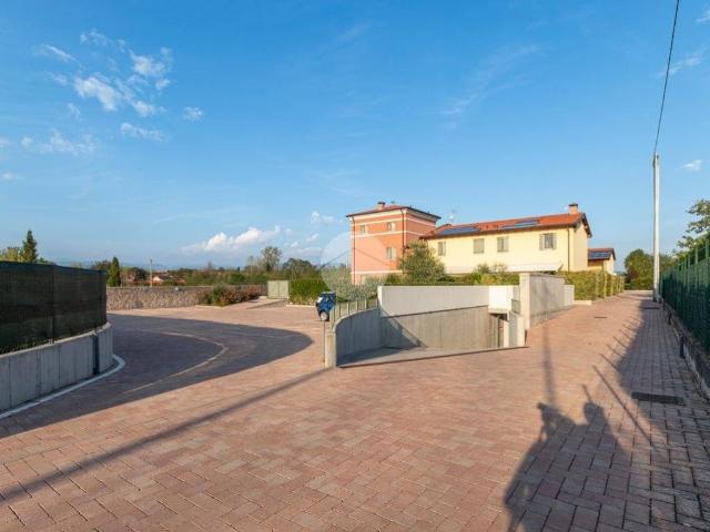 Appartamento in vendita a Pescantina VR