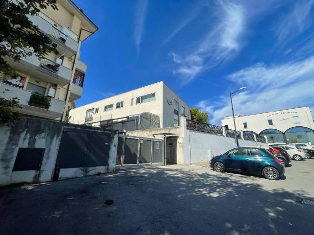 Appartamento in vendita a Pescara PE