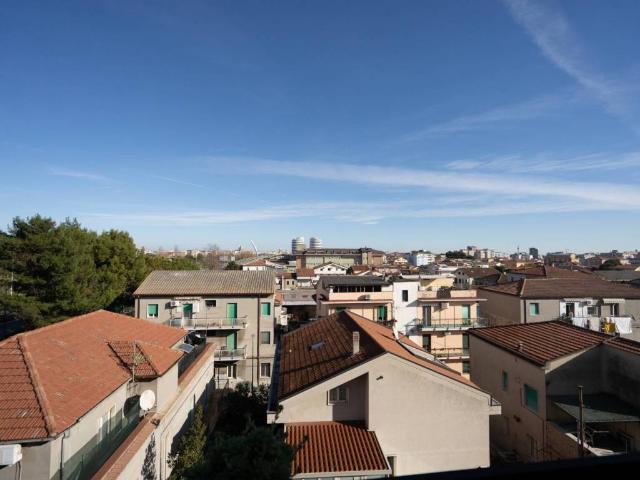 Appartamento in vendita a Pescara PE