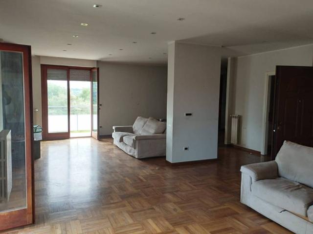 Appartamento in vendita a Pescara PE