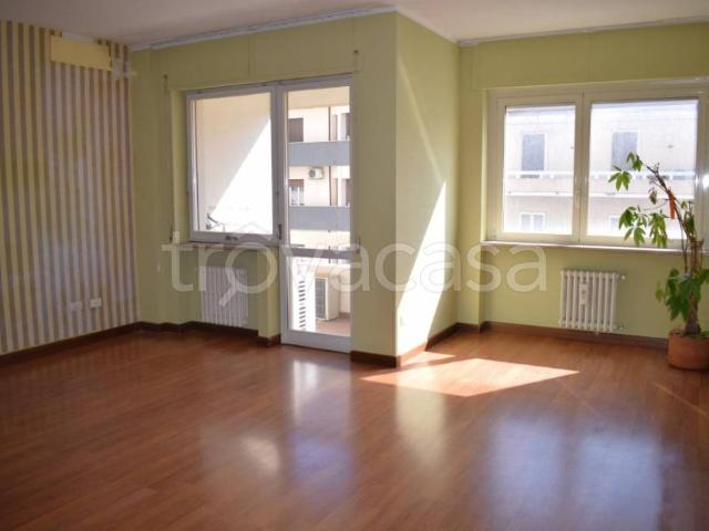 Appartamento in vendita a Pescara via Venezia, 4, Via Venezia Lungofiume Paolucci