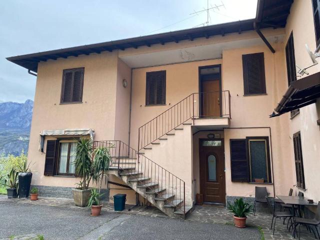Appartamento in vendita a Pescate LC