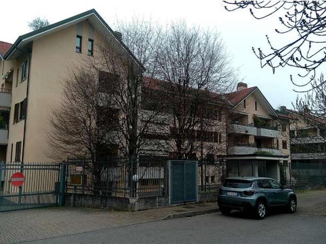 Appartamento in Vendita a Peschiera Borromeo Via S. Bovio