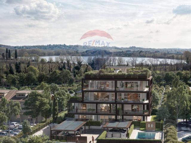 Appartamento in vendita a Peschiera Del Garda