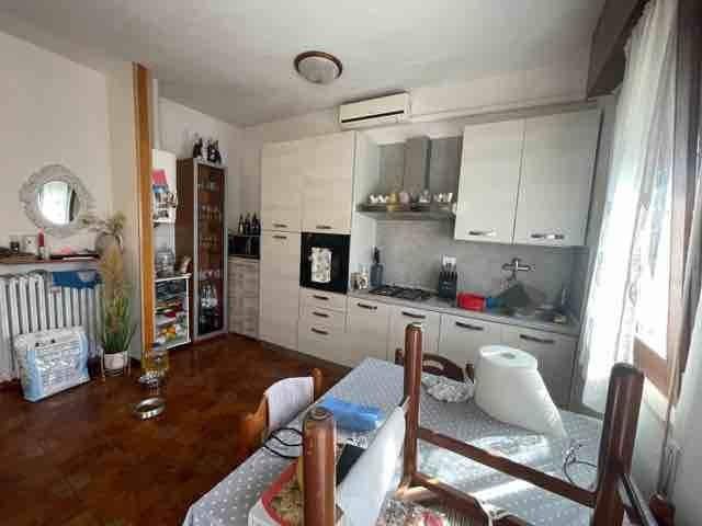 Appartamento in vendita a Peschiera del Garda VR