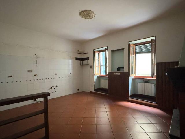 Appartamento in vendita a Pescia PT