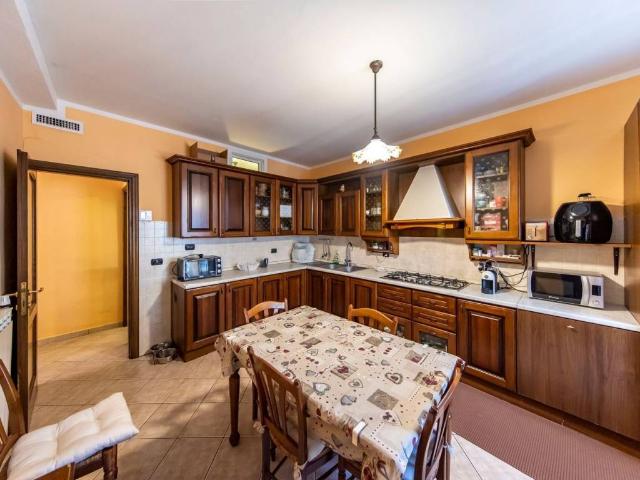 Appartamento in vendita a Pescia PT