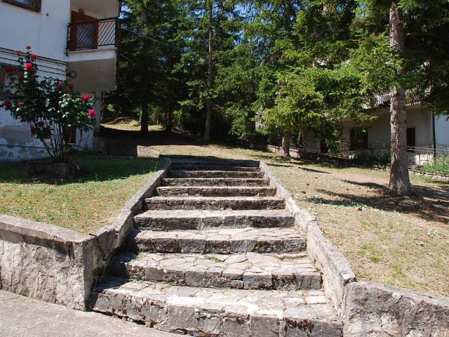 Appartamento in vendita a Pescocostanzo AQ