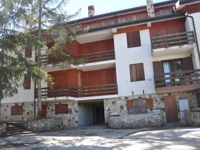 Appartamento in vendita a Pescocostanzo AQ