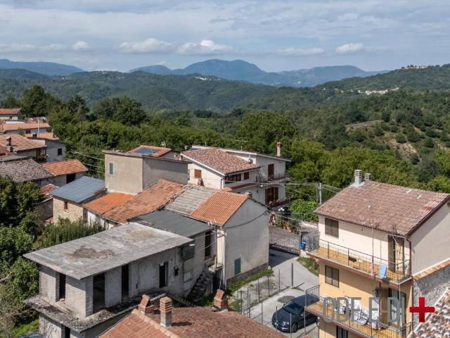 Appartamento in vendita a Pescorocchiano RI