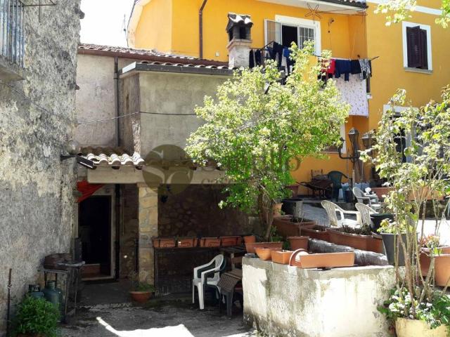 Appartamento in vendita a Pescorocchiano RI