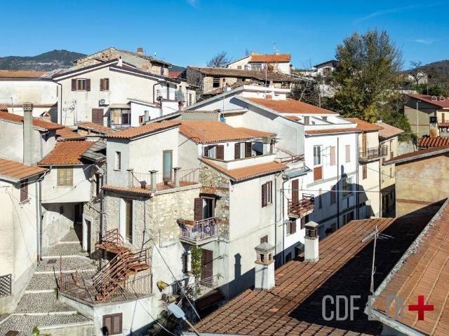 Appartamento in vendita a Pescorocchiano RI